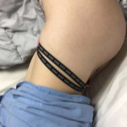 Chubby gf Amanda 22 likes to show off